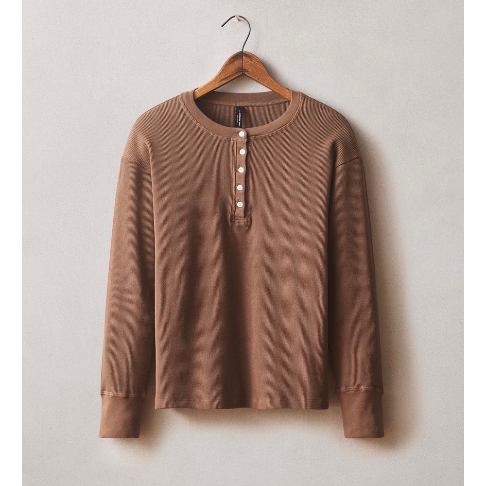 NWOT American Giant Women Waffle Knit Henley Top Medium Thermal Minimalist Brown